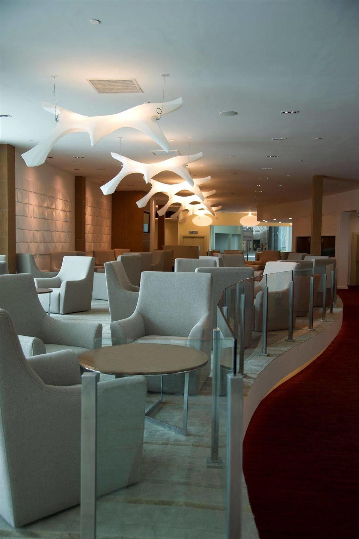 Sama-Sama Express Klia Terminal 2 - Airside Transit Hotel Sepang Exterior photo